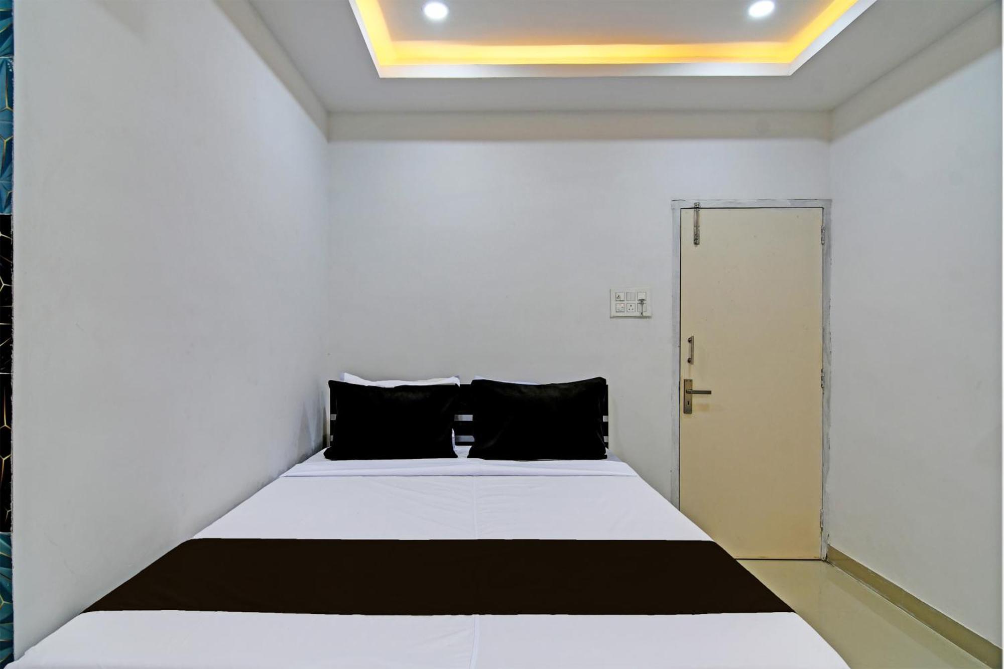 Hotel O Top 22 Калькутта Экстерьер фото