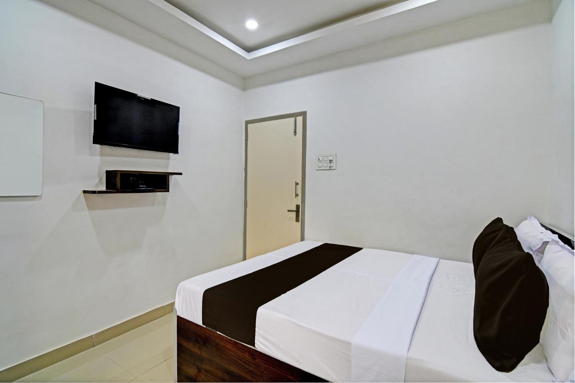 Hotel O Top 22 Калькутта Экстерьер фото