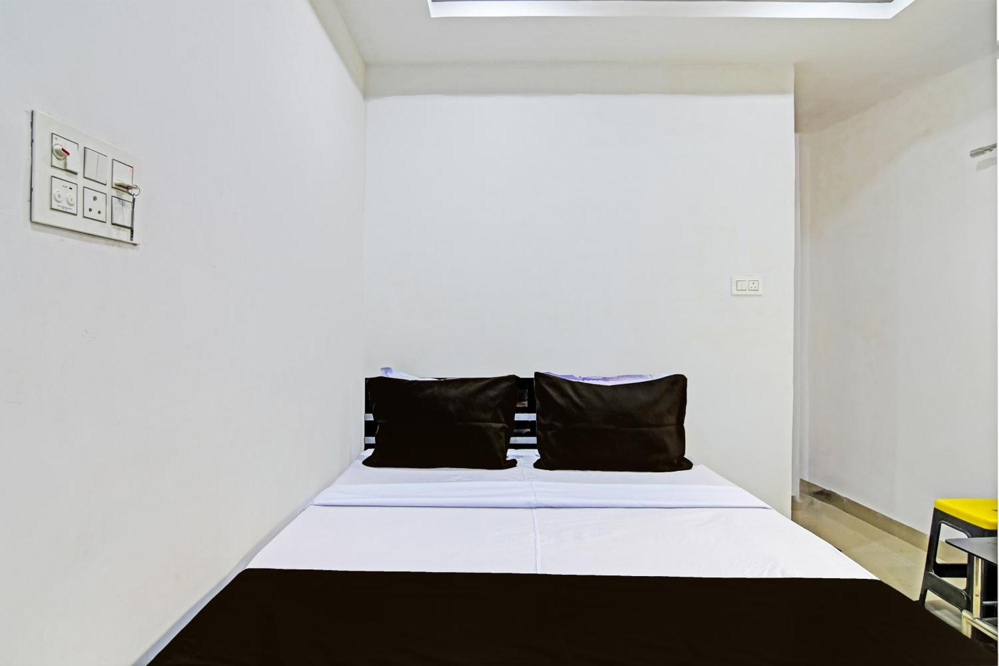 Hotel O Top 22 Калькутта Экстерьер фото